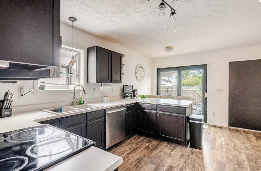 Photo of Kitchen in Grove City