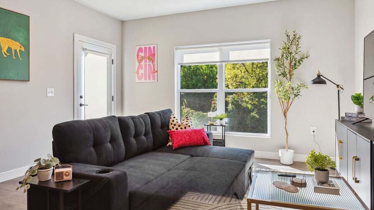 Photo of Livingroom in Olde Towne East
