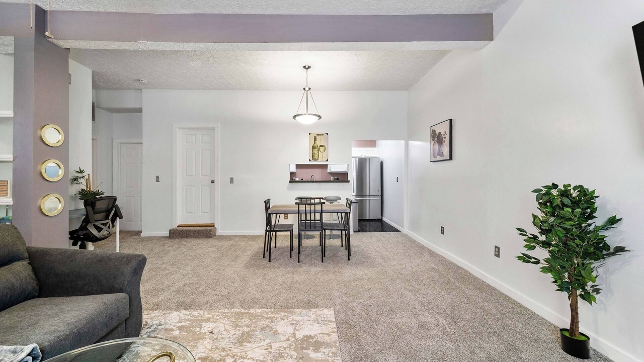 Photo of Livingroom in Short North