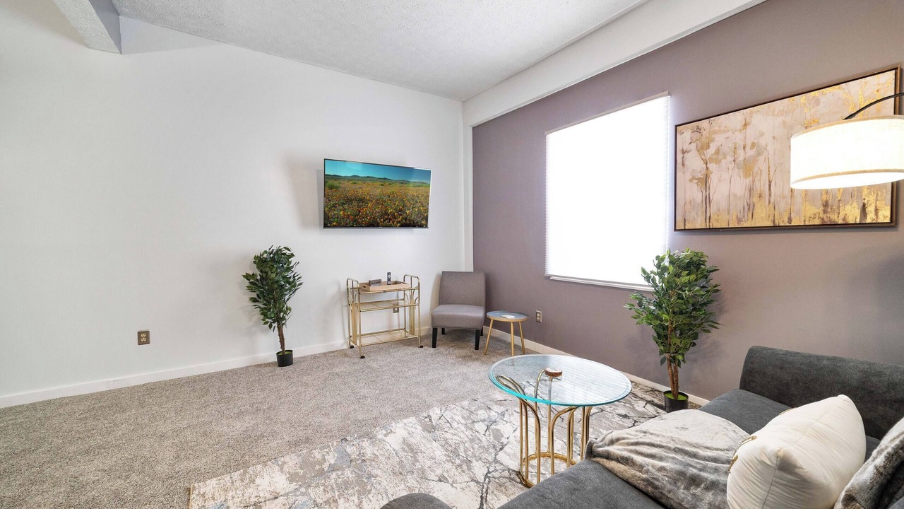 Photo of Livingroom in Short North