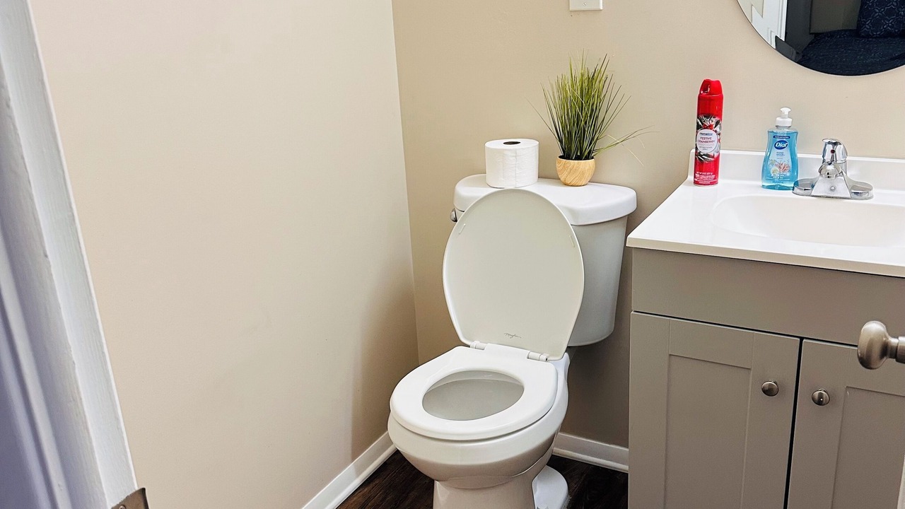 Photo of Bathroom in Maple Heights