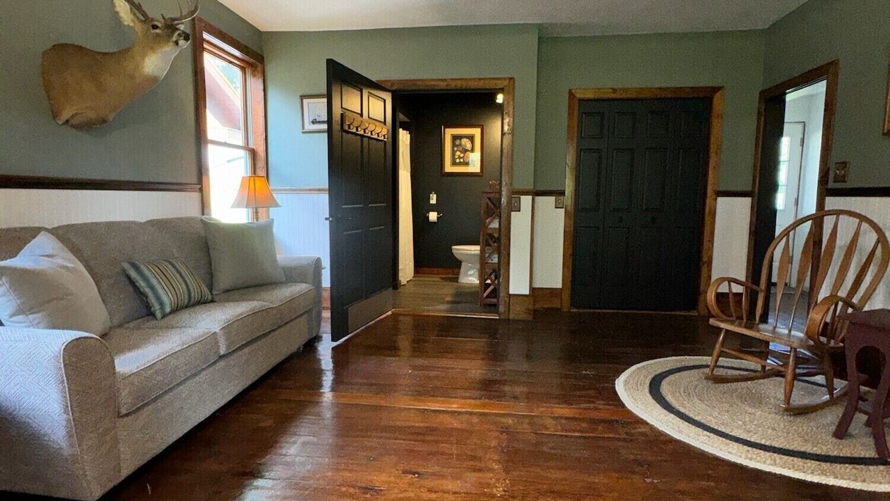 Photo of Livingroom in Dellroy