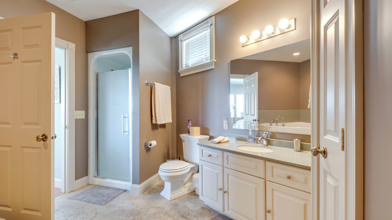 Photo of Bathroom in Millersburg
