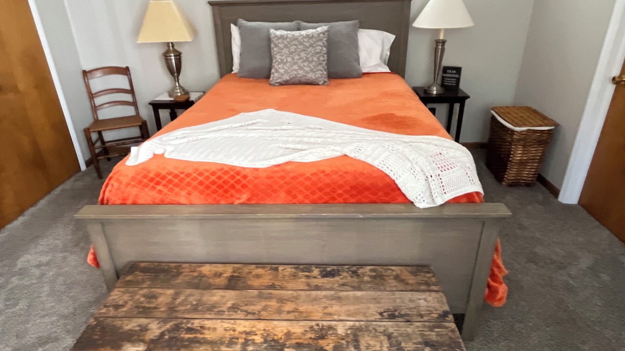 Photo of Bedroom in Orrville