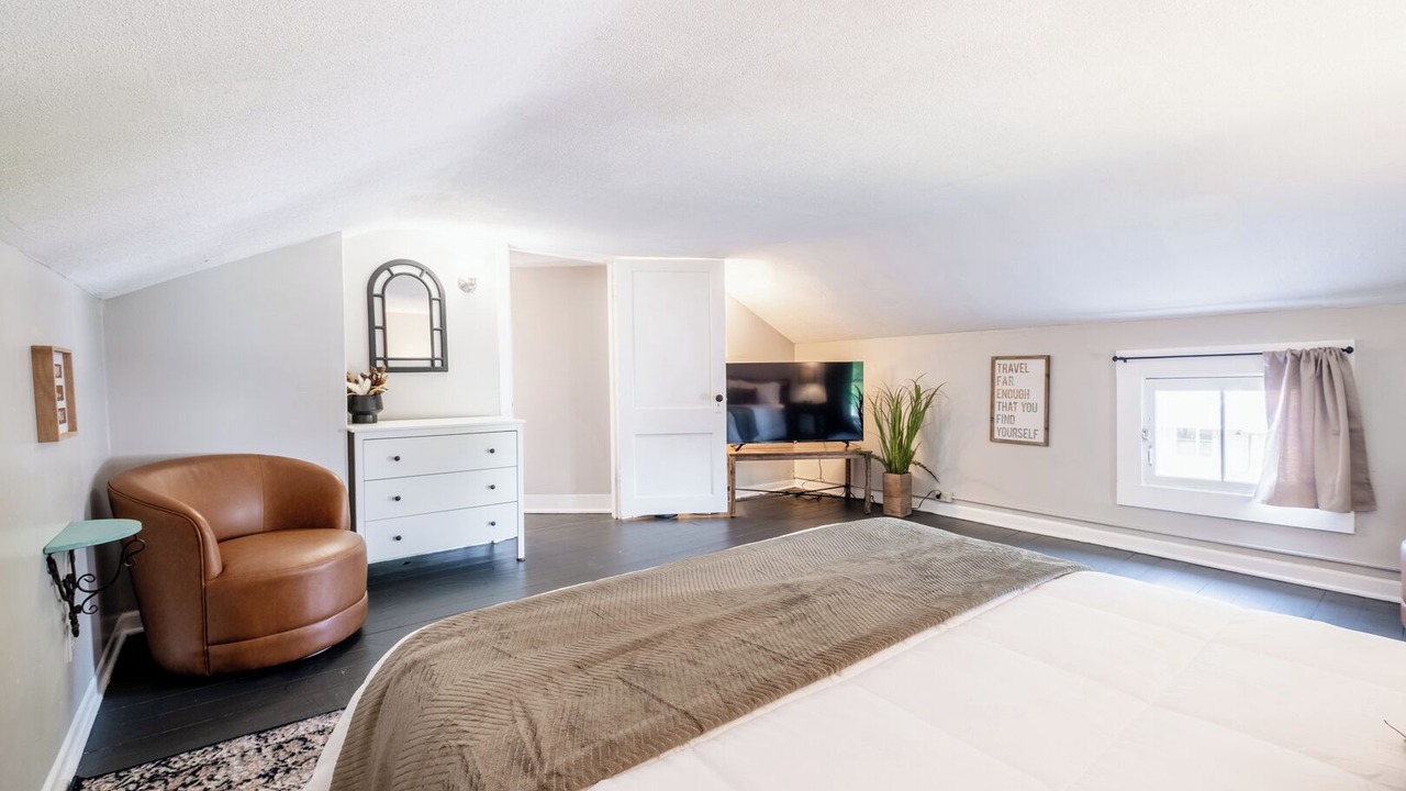 Photo of Bedroom in Pataskala