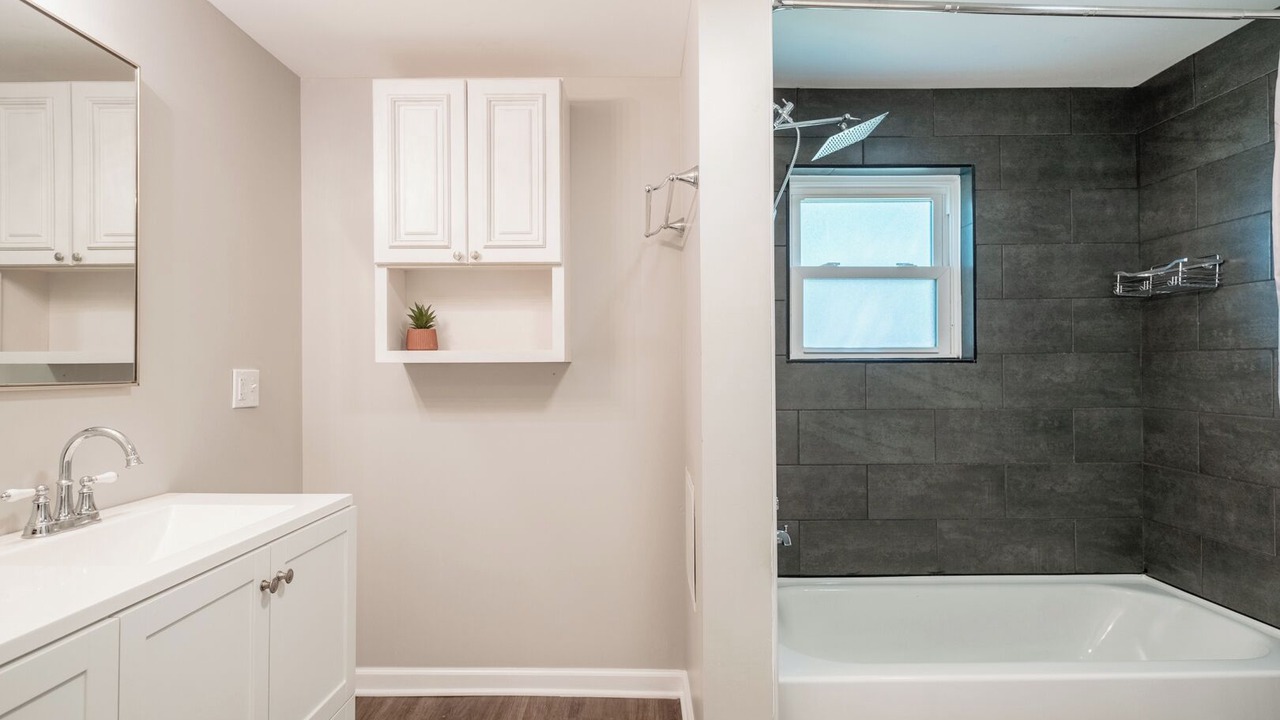 Photo of Bathroom in Pataskala