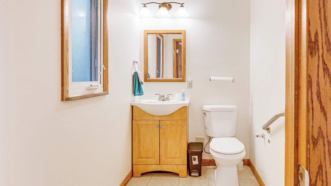 Photo of Bathroom in Coshocton