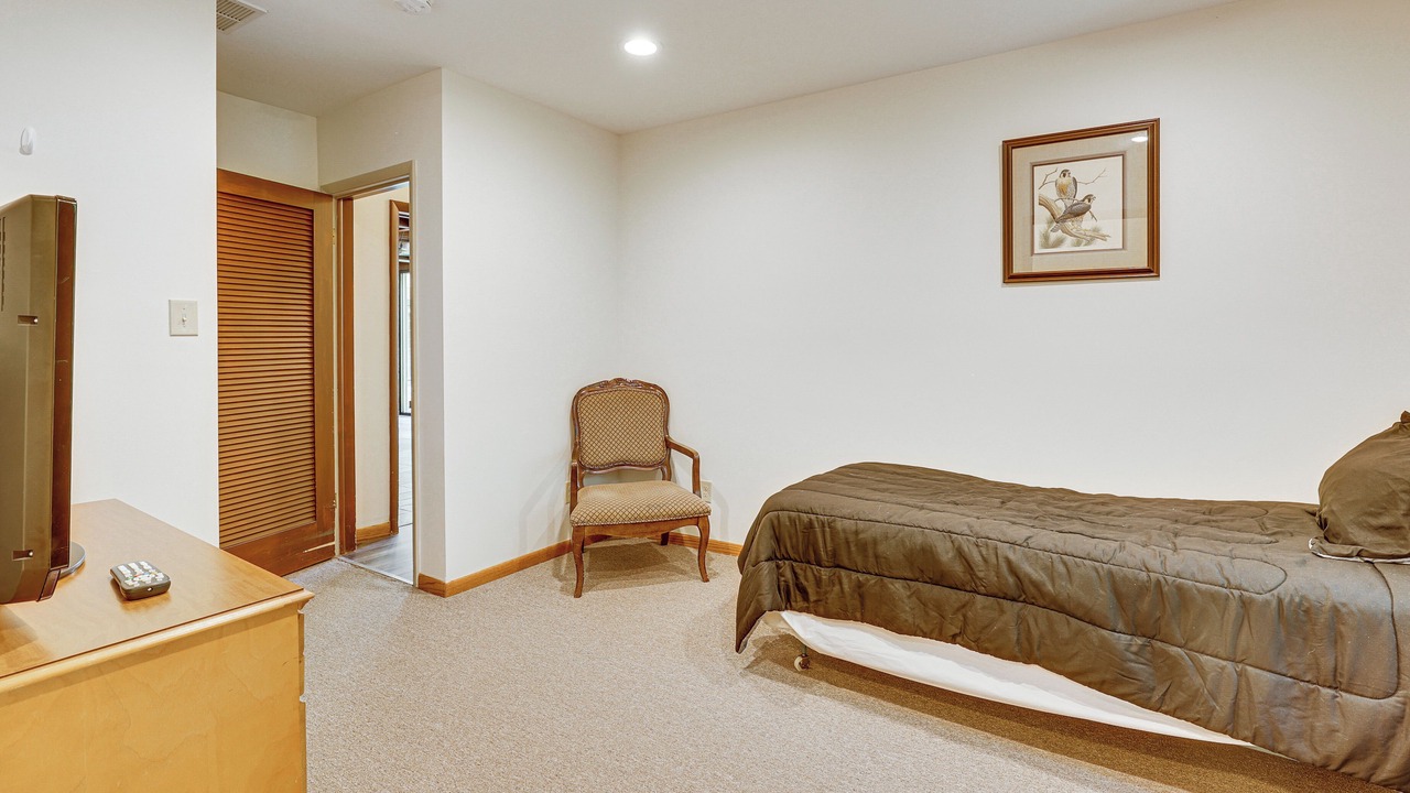 Photo of Bedroom in Coshocton