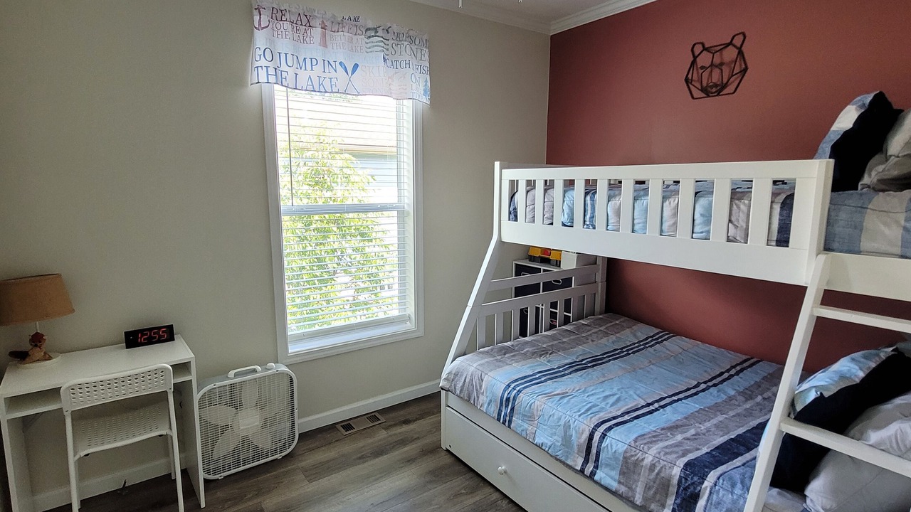 Photo of Bedroom in Lake Milton