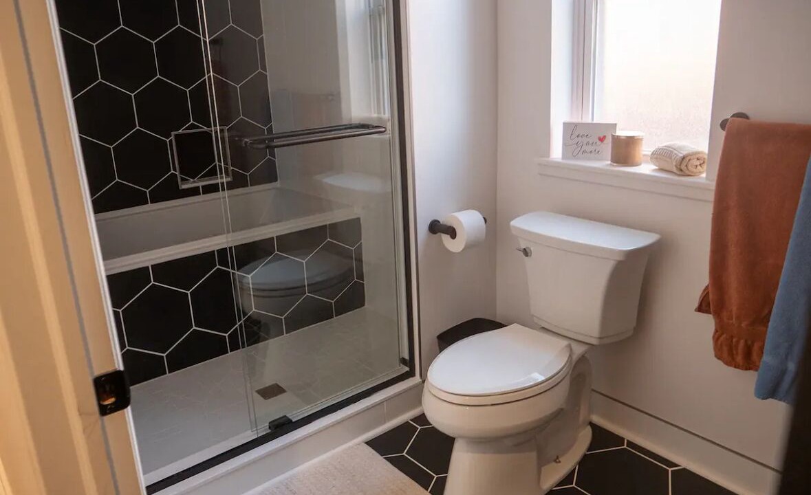 Photo of Bathroom in Lakewood