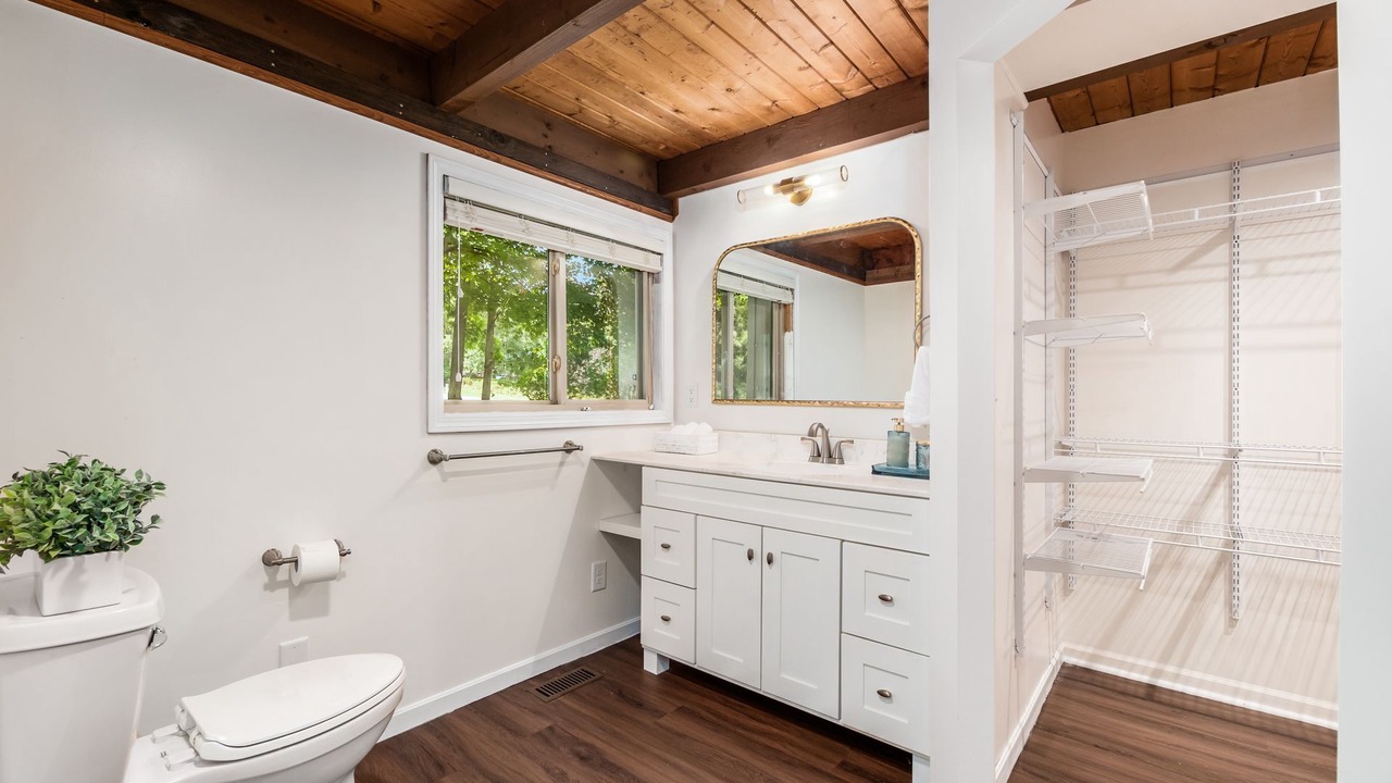 Photo of Bathroom in Howard