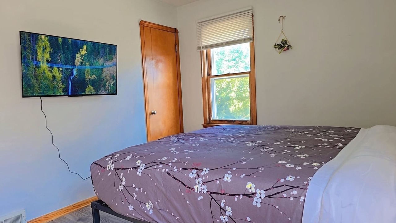 Photo of Bedroom in Garfield Heights