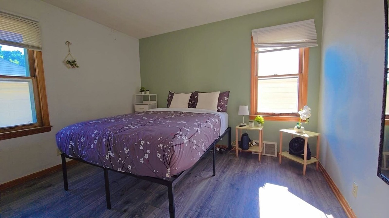 Photo of Bedroom in Garfield Heights
