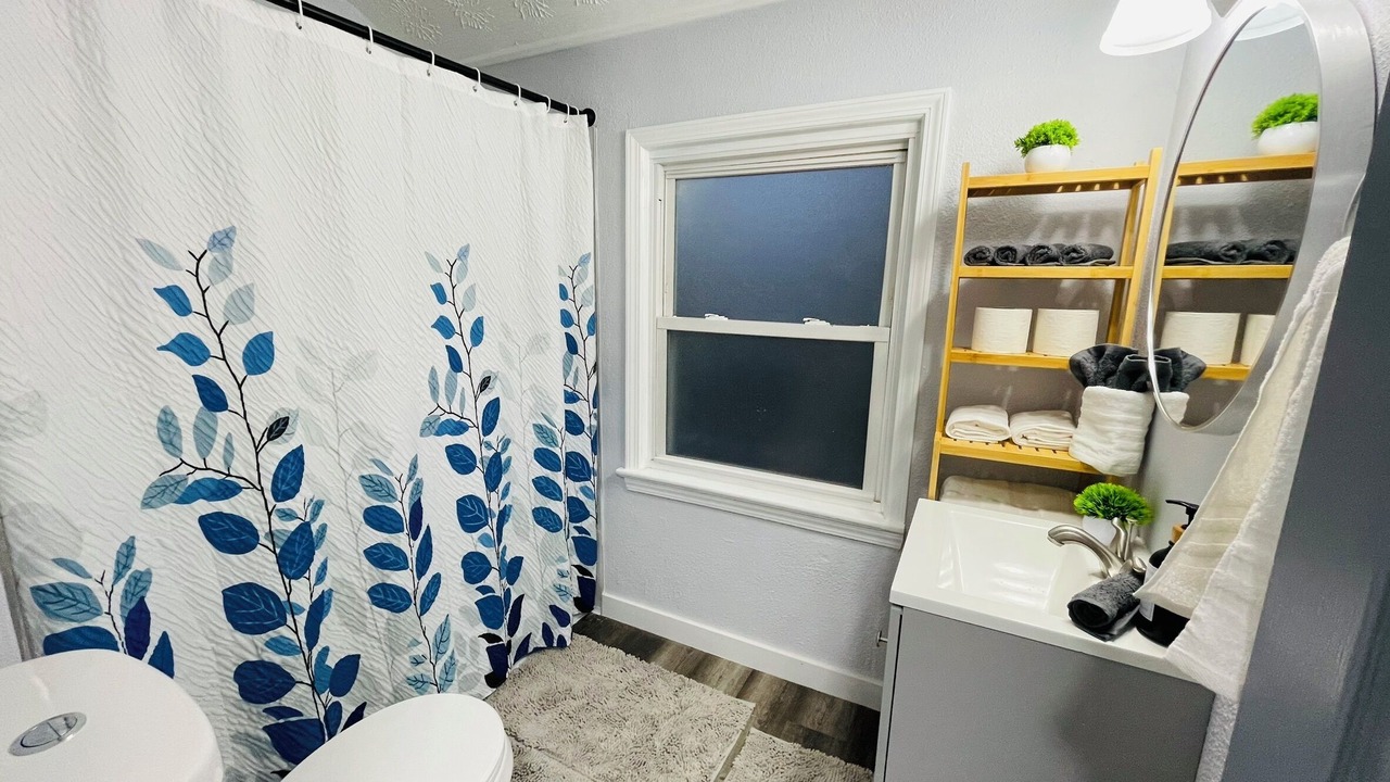 Photo of Bathroom in Maple Heights