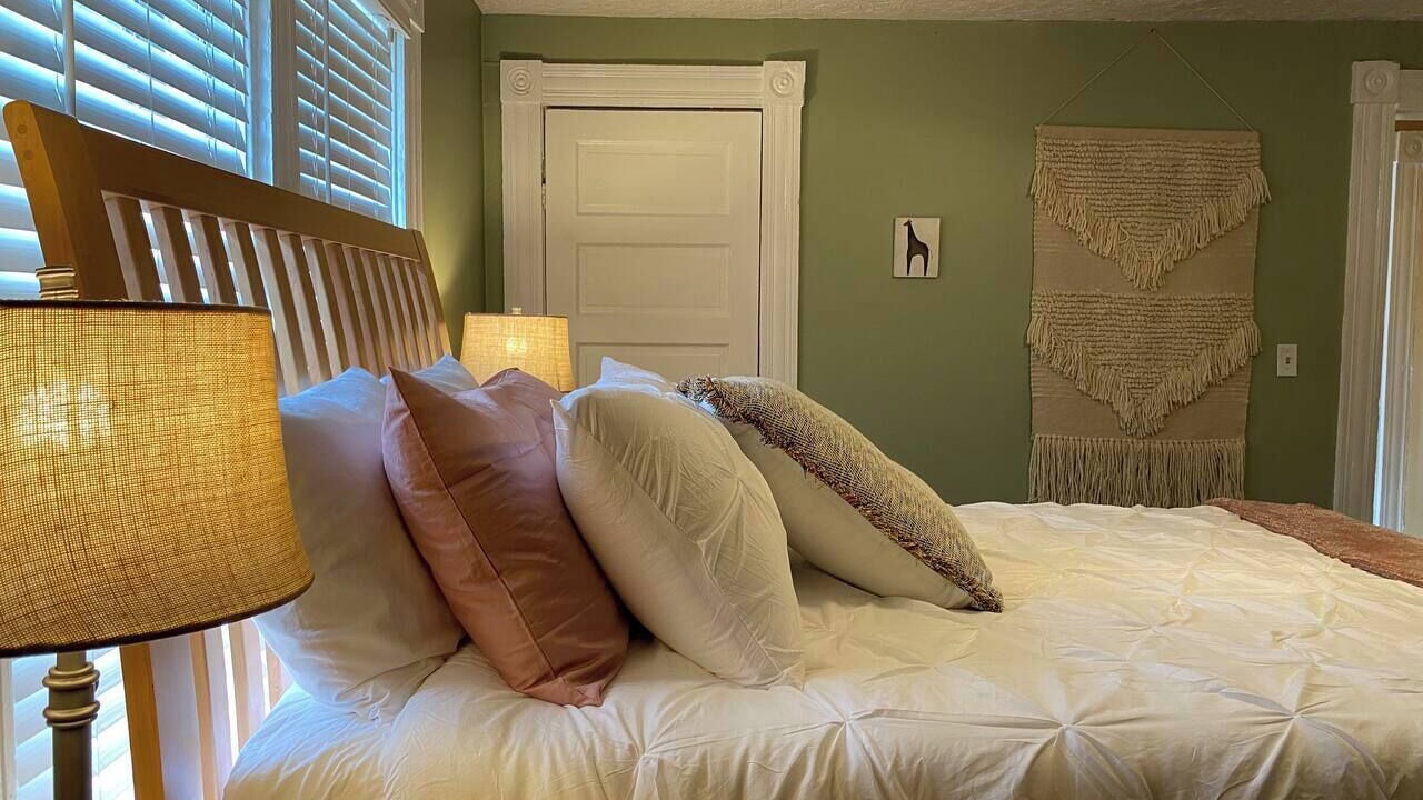 Photo of Bedroom in Victorian Village