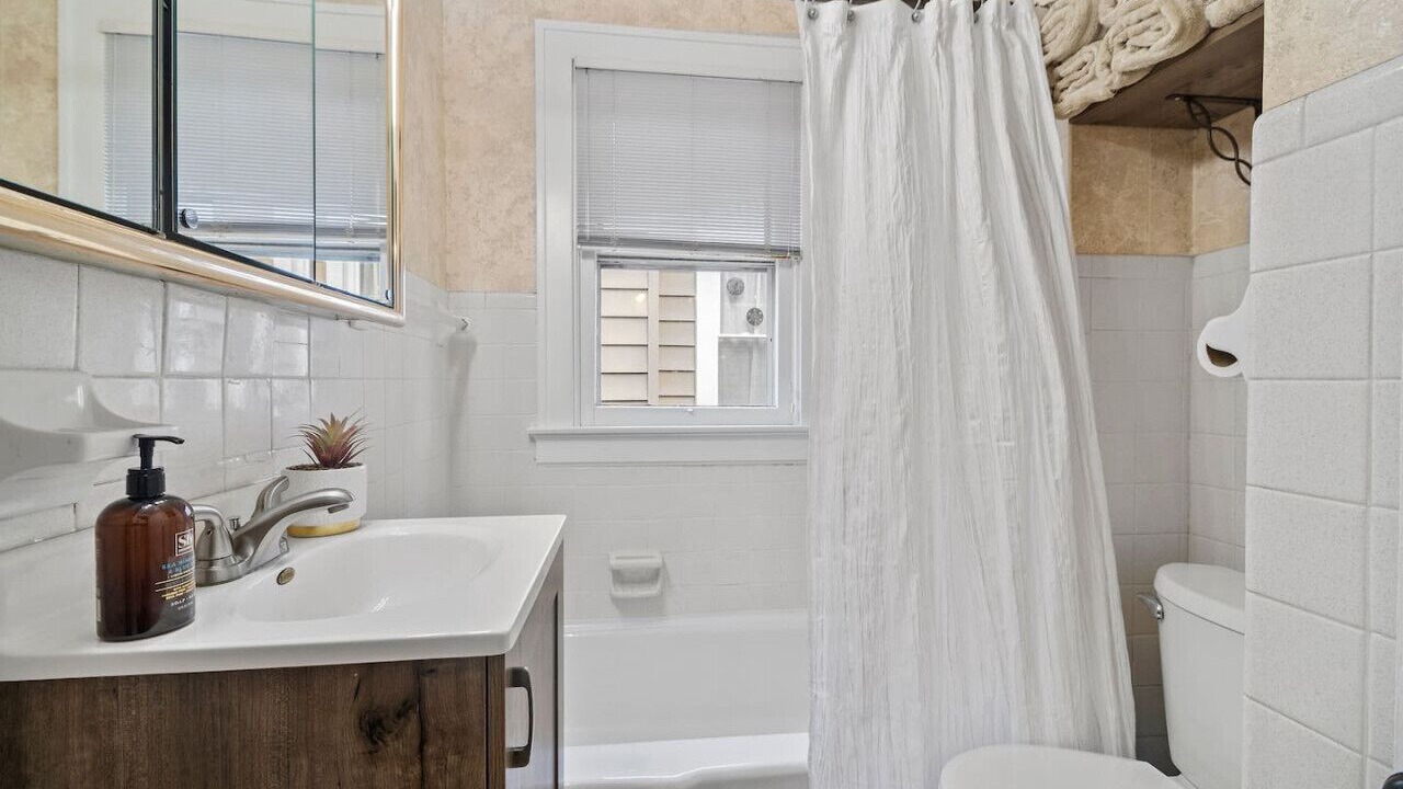 Photo of Bathroom in Hamilton