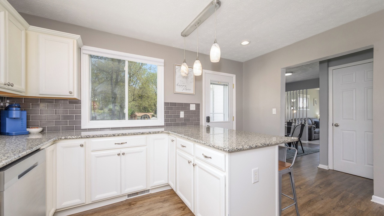 Photo of Kitchen in Portage Lakes