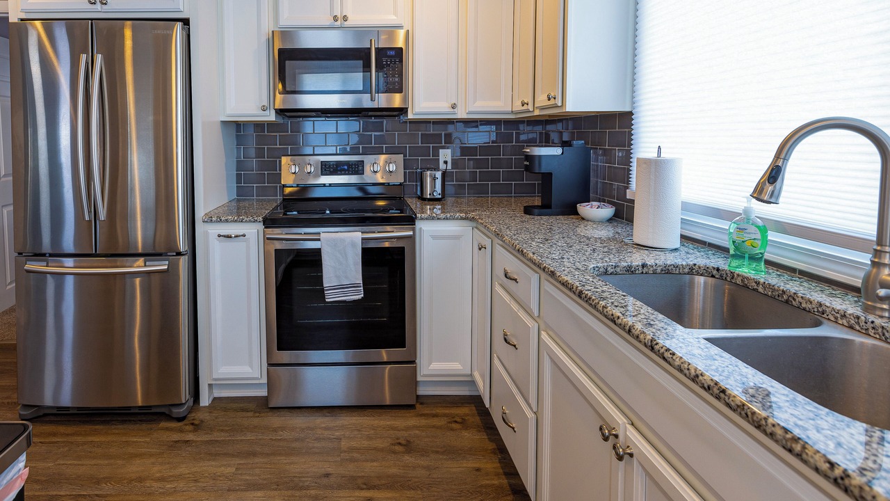 Photo of Kitchen in Portage Lakes