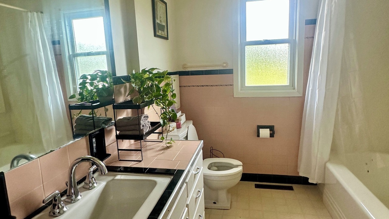 Photo of Bathroom in Mansfield