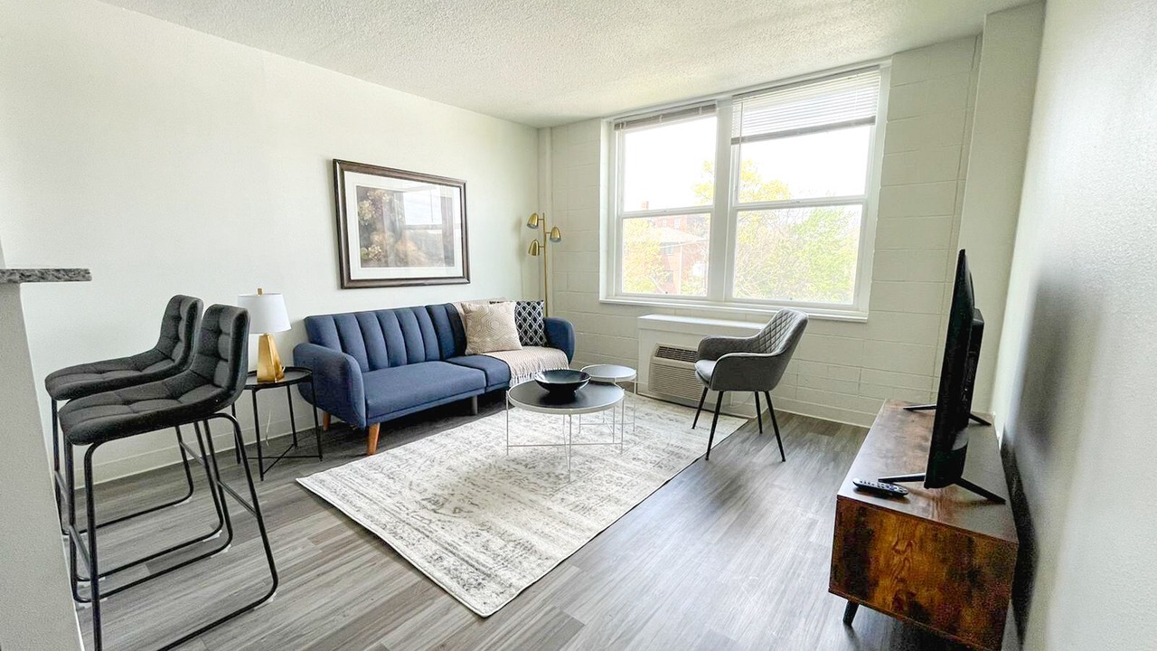 Photo of Livingroom in Mount Auburn