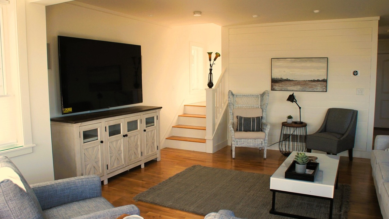 Photo of Livingroom in Fairfield Beach