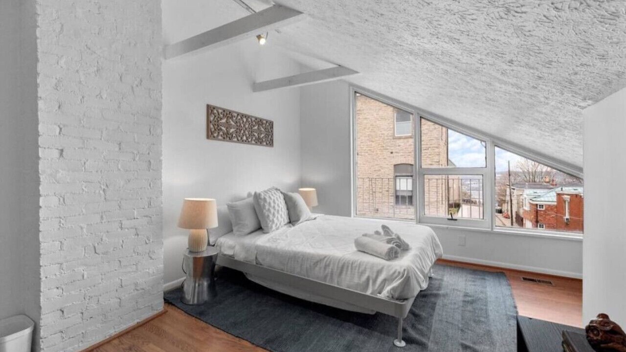 Photo of Bedroom in Mount Adams