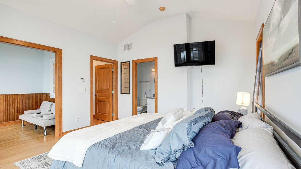 Photo of Bedroom in Buckeye Lake
