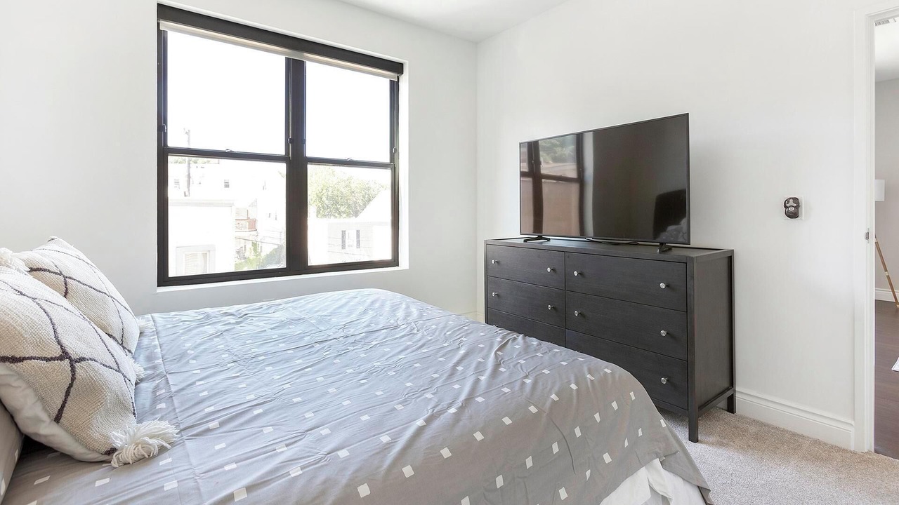 Photo of Bedroom in Little Italy