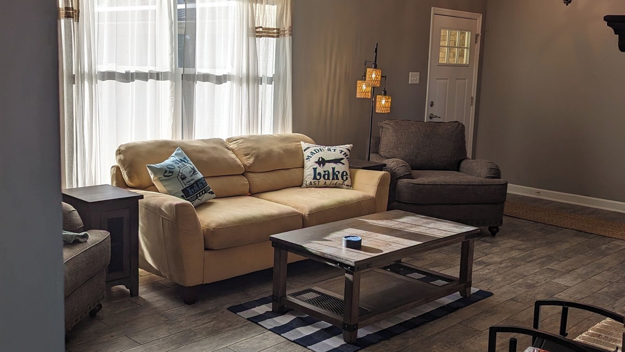 Photo of Livingroom in Senecaville