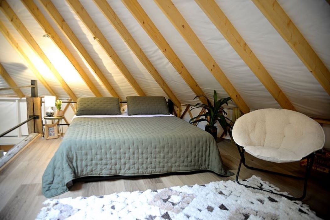 Photo of Bedroom in Nelsonville
