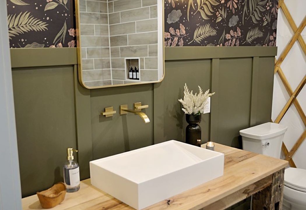 Photo of Bathroom in Nelsonville