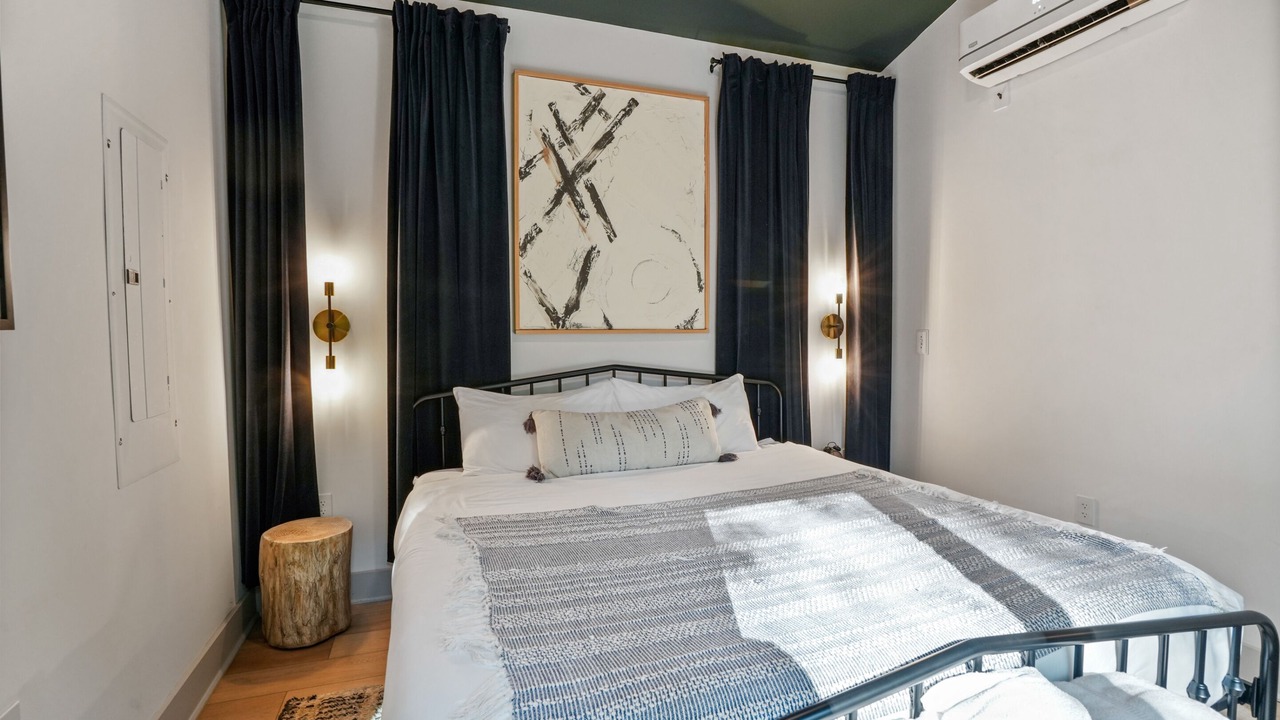 Photo of Bedroom in New Plymouth