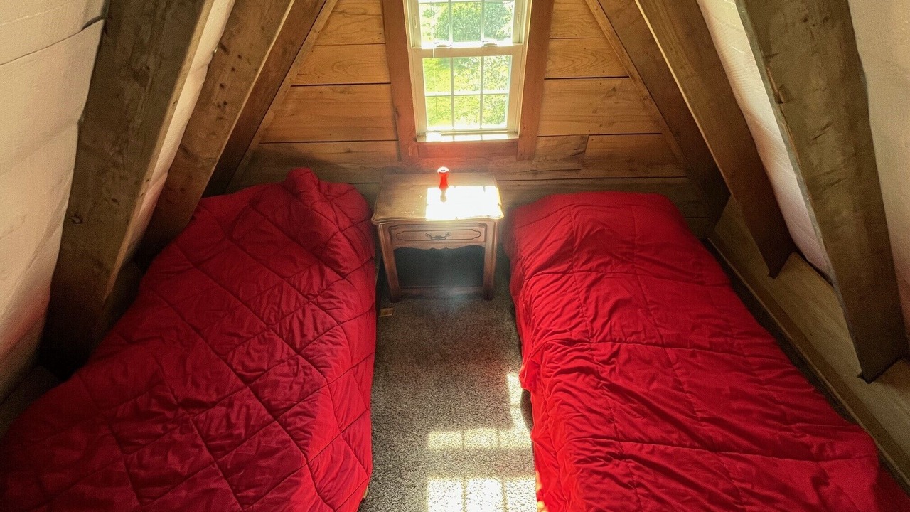 Photo of Bedroom in East Fultonham