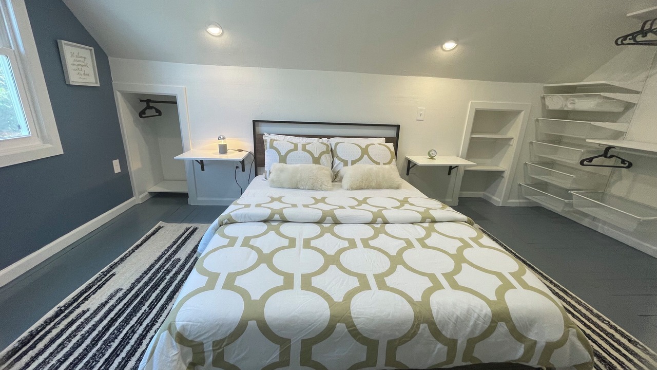 Photo of Bedroom in Cleveland
