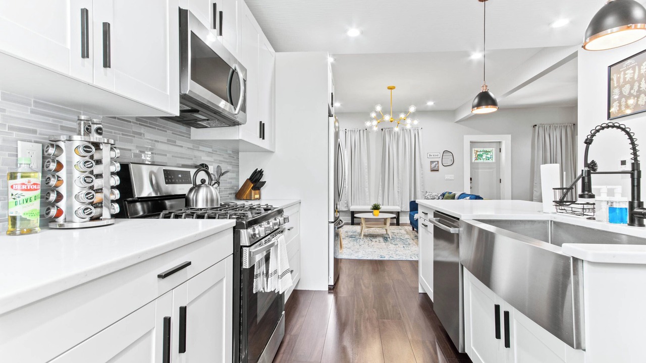 Photo of Kitchen in Livingston Park