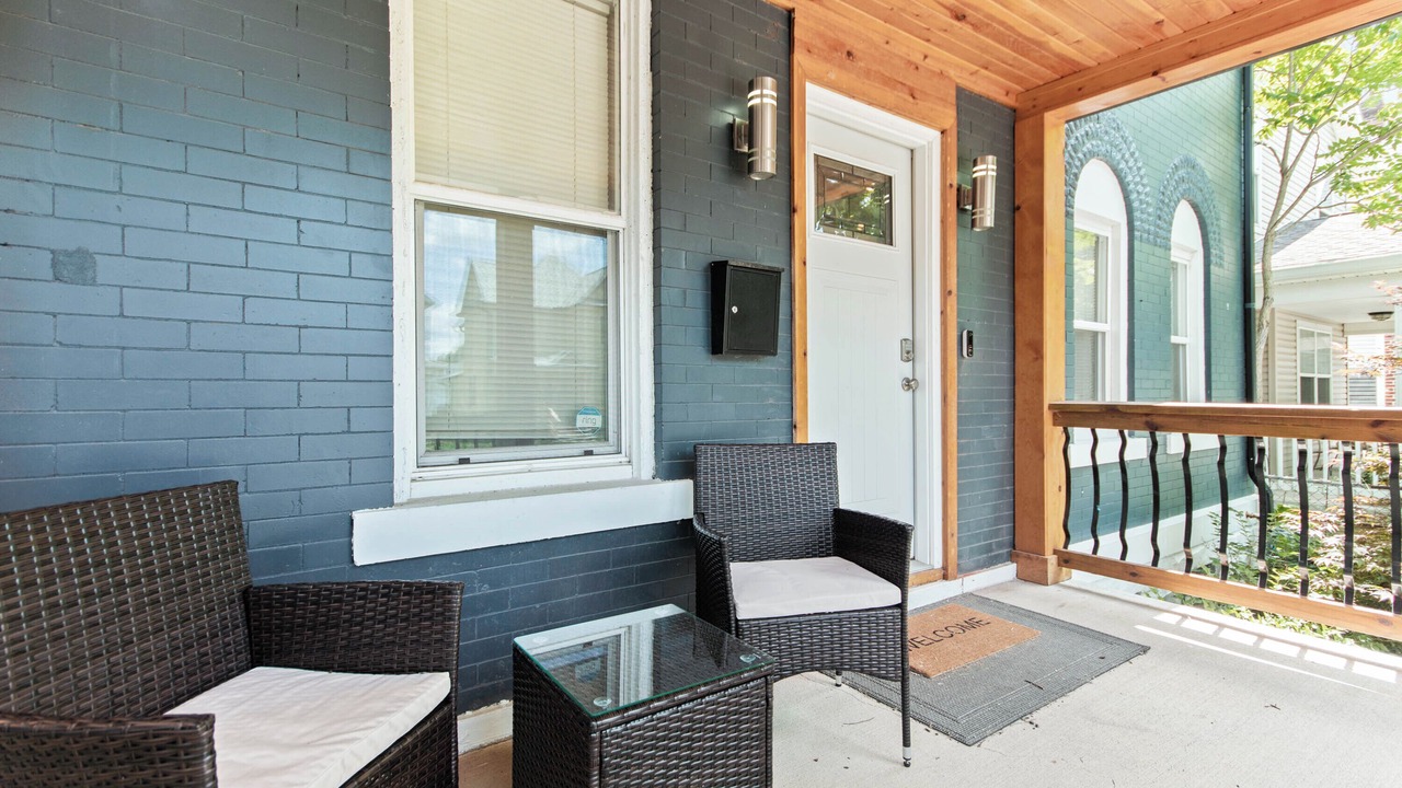 Photo of Patio Balcony in Livingston Park