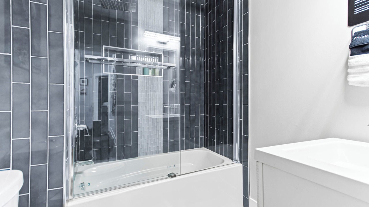 Photo of Bathroom in Livingston Park