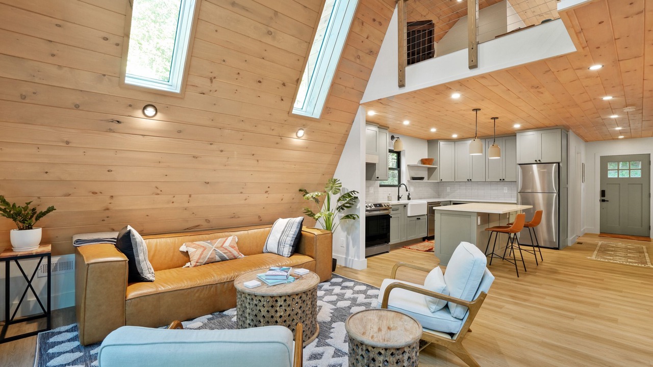 Photo of Livingroom in Carbon Hill