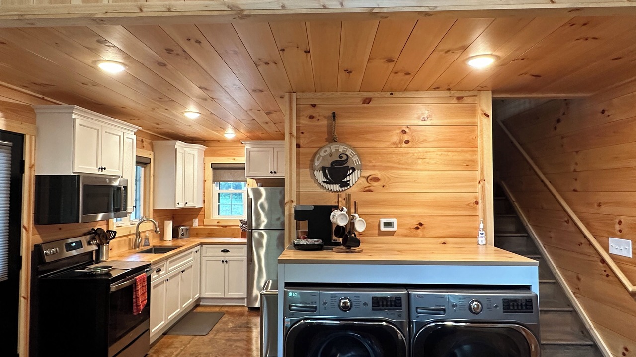 Photo of Kitchen in Quaker City