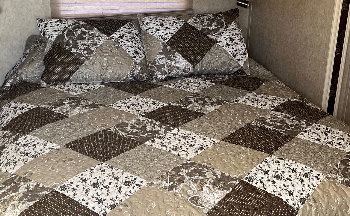 Photo of Bedroom in East Fultonham