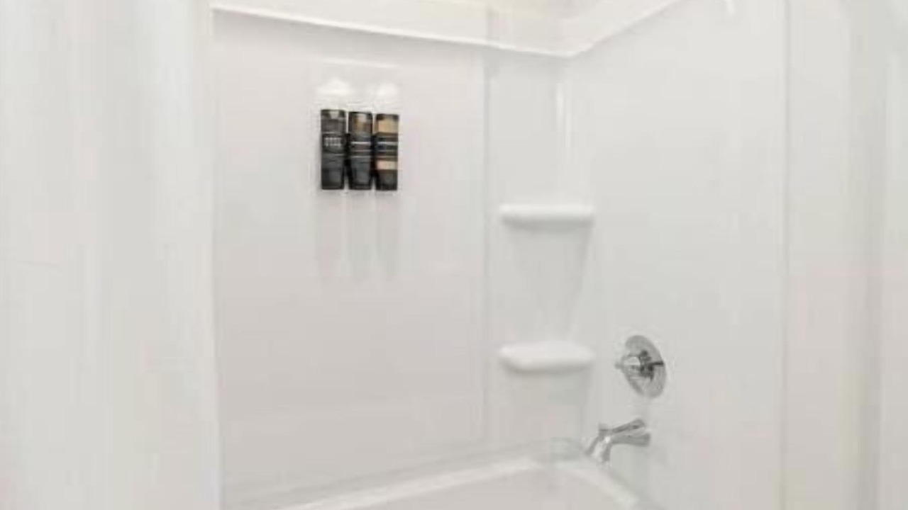 Photo of Bathroom in Reynoldsburg