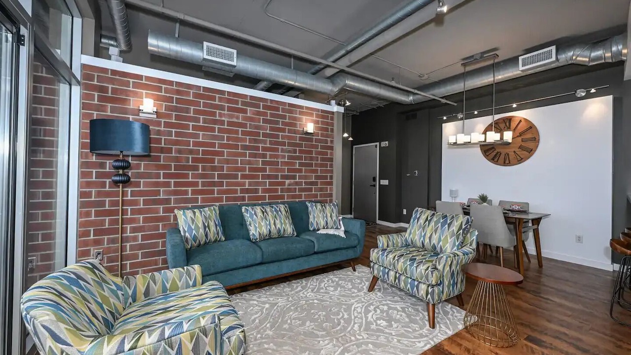 Photo of Livingroom in Elizabeth Park Valley