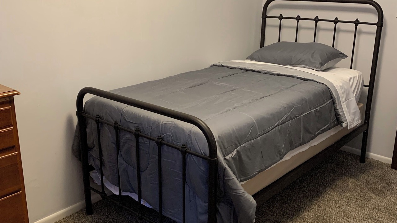 Photo of Bedroom in Byesville
