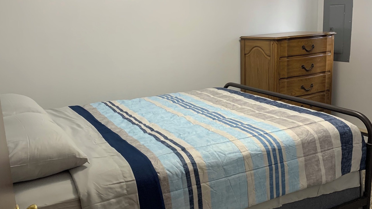 Photo of Bedroom in Byesville