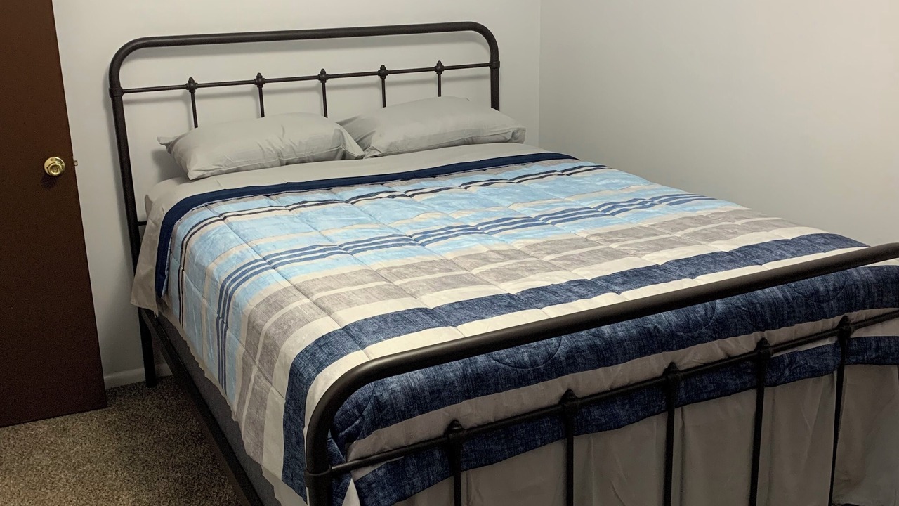 Photo of Bedroom in Byesville