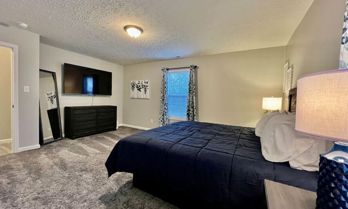 Photo of Bedroom in Middletown