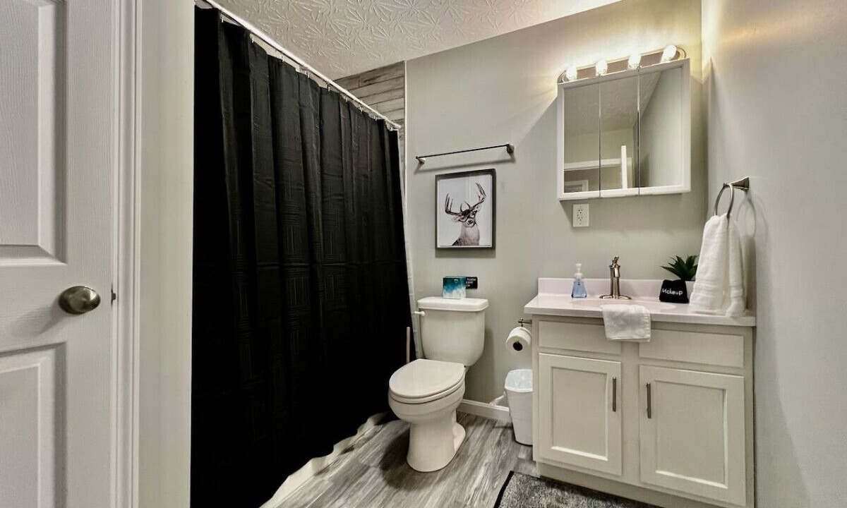 Photo of Bathroom in Middletown
