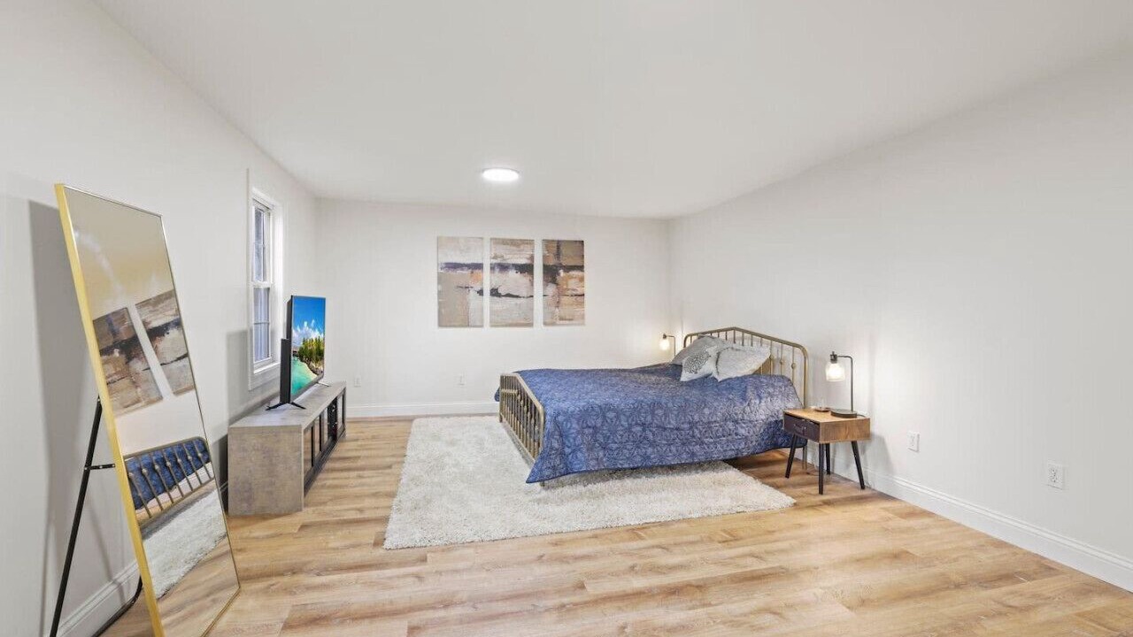 Photo of Bedroom in Fairfield Beach