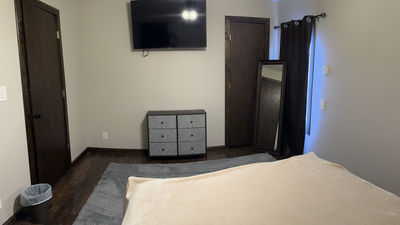 Photo of Bedroom in Massillon