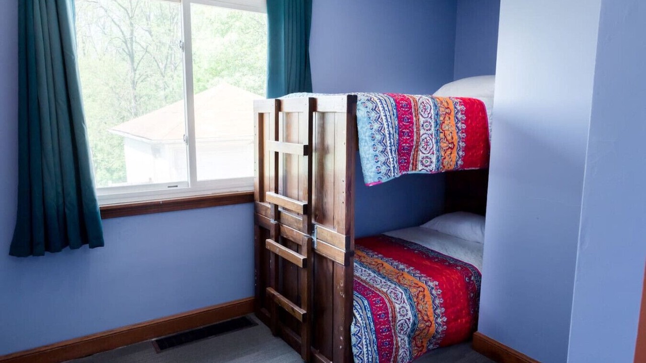 Photo of Bedroom in Massillon